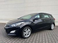 Gebraucht Hyundai i30 Trend 99 PS (72 kW) 2014 Phantom black mineraleffekt Kombi