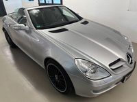 Gebraucht Mercedes SLK280 231 PS (169 kW) 2005 Silber Cabrio