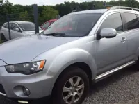 Gebraucht Mitsubishi Outlander Edition 177 PS (130 kW) 2010 Silber SUV