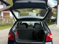Gebraucht VW Polo 64 PS (47 kW) 2005 Blau Kleinwagen