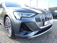 Gebraucht Audi e-tron S-Line 300 kW (408 PS) 2022 Grau SUV