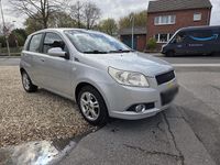 Gebraucht Chevrolet Aveo 100 PS (73 kW) 2008 Silber Kleinwagen
