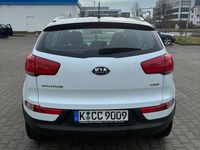 Gebraucht Kia Sportage Vision 116 PS (85 kW) 2015 Weiß SUV