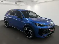 Neu VW T-Roc R-line 150 PS (110 kW) 2026 Celestial blue metallic SUV