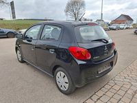 Gebraucht Mitsubishi Space Star 80 PS (58 kW) 2015 Schwarz Kleinwagen