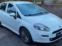 Gebraucht Fiat Punto Lounge 80 PS (58 kW) 2015 Weiß Kleinwagen