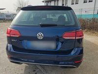 Gebraucht VW Golf VII 116 PS (85 kW) 2018 Blau Kombi