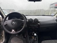 Gebraucht Dacia Duster Lauréate 107 PS (78 kW) 2011 Grau SUV