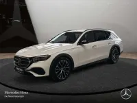 Second-hand Mercedes E300 Night 197 CP (144 kW) 2025 Alb Berlinǎ