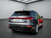 Gebraucht Audi Q6 e-tron 225 kW (306 PS) 2025 Grau SUV