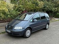 Second-hand VW Sharan 131 CP (96 kW) 2004 Andere farben Monovolum