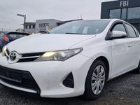 Gebraucht Toyota Auris Cool 90 PS (66 kW) 2013 Weiß Limousine