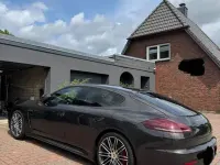 Gebraucht Porsche Panamera GTS 441 PS (324 kW) 2014 Grau Kleinwagen