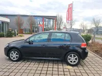Gebraucht VW Golf VI 105 PS (77 kW) 2010 Schwarz Kleinwagen