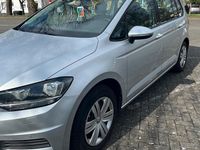 Gebraucht VW Touran 110 PS (80 kW) 2016 Silber Van / Kleinbus