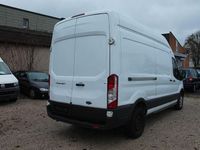 Gebraucht Ford Transit Trend 155 PS (114 kW) 2016 Weiß Van / Kleinbus