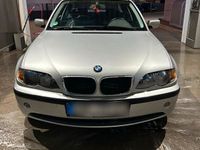 gebraucht BMW 318 E46 i Limousine LESEN!