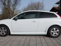 Gebraucht Volvo C30 R-Design 114 PS (83 kW) 2011 Weiß Kleinwagen