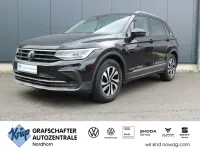 Gebraucht VW Tiguan Active 150 PS (110 kW) 2023 Schwarz SUV