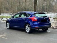 Gebraucht Ford Focus Titanium 116 PS (85 kW) 2014 Blau Limousine