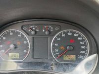 Gebraucht VW Polo 64 PS (47 kW) 2004 Blau Kleinwagen