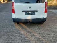 Gebraucht Hyundai H-1 136 PS (100 kW) 2013 Weiß Van / Kleinbus