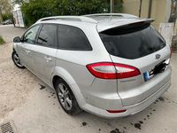 Gebraucht Ford Mondeo 140 PS (102 kW) 2010 Silber Kombi