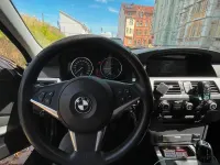Gebraucht BMW 525 197 PS (144 kW) 2007 Schwarz Kombi