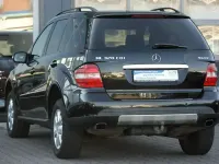 Gebraucht Mercedes ML320 224 PS (164 kW) 2008 Obsidianschwarz metallic (metallic) SUV