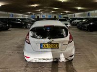 Gebraucht Ford Fiesta Trend 95 PS (69 kW) 2016 Weiß Pickup
