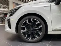 Gebraucht Renault Clio V Techno 94 PS (69 kW) 2025 Weiß Limousine