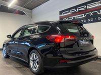 Gebraucht Ford Focus Cool & Connect 120 PS (88 kW) 2022 Schwarz Limousine