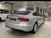 Gebraucht Audi A5 Sportback 160 PS (117 kW) 2011 Eissilber Kleinwagen