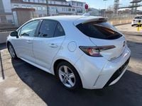 Gebraucht Toyota Corolla Hybrid Team 98 PS (72 kW) 2022 Weiß Limousine