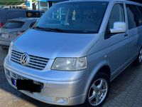 Gebraucht VW Caravelle 131 PS (96 kW) 2006 Silber Van / Kleinbus