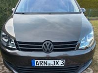 Gebraucht VW Sharan Highline 140 PS (102 kW) 2014 Braun Van / Kleinbus
