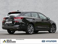 Gebraucht Hyundai i30 Trend 120 PS (88 kW) 2023 Phantom black Kombi
