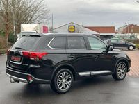 Gebraucht Mitsubishi Outlander 150 PS (110 kW) 2016 Schwarz SUV