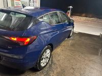 Gebraucht Opel Astra 110 PS (80 kW) 2017 Blau Limousine