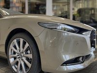 Neu Mazda 3 140 PS (102 kW) 2025 Grau Limousine