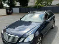 Gebraucht Mercedes E220 170 PS (125 kW) 2010 Blau Kombi