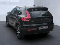 Używany Volvo XC40 Plus 163 KM (119 kW) 2023 Czarny SUV