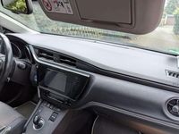 Gebraucht Toyota Auris Hybrid Comfort 99 PS (72 kW) 2018 Schwarz Limousine