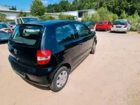 Gebraucht VW Fox 58 PS (42 kW) 2005 Schwarz Kleinwagen