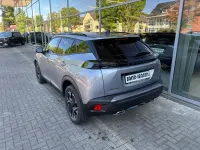 Neu Peugeot 2008 Allure 145 PS (106 kW) 2025 Grau SUV