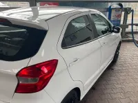 Gebraucht Ford Ka Plus 69 PS (50 kW) 2017 Weiß Kleinwagen