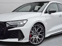 Gebraucht Audi RS3 Sport 400 PS (294 kW) 2025 Weiß Limousine
