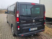 Gebraucht Renault Trafic 145 PS (106 kW) 2017 Schwarz Van / Kleinbus
