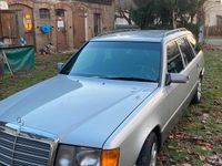 Gebraucht Mercedes E230 131 PS (96 kW) 1989 Silber Kombi