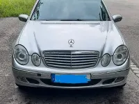 Gebraucht Mercedes E240 Elegance 177 PS (130 kW) 2003 Silber Limousine